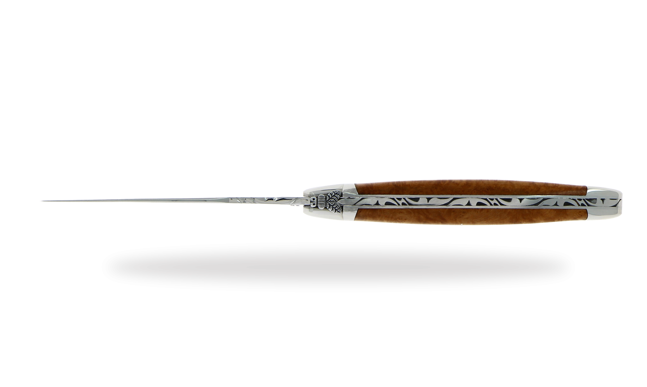Hand engraved, briar 12 cm folding knife, high polished finish