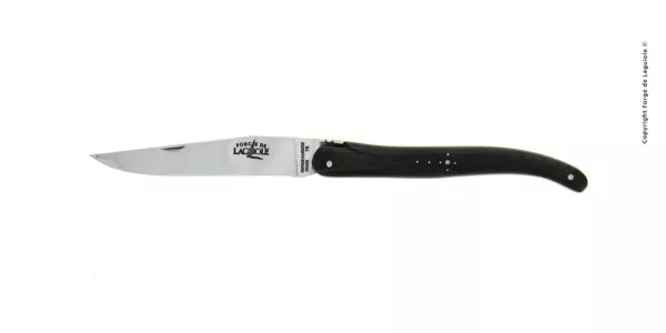 Couteau pliant ciselé main brillant plein manche en fibre de carbone