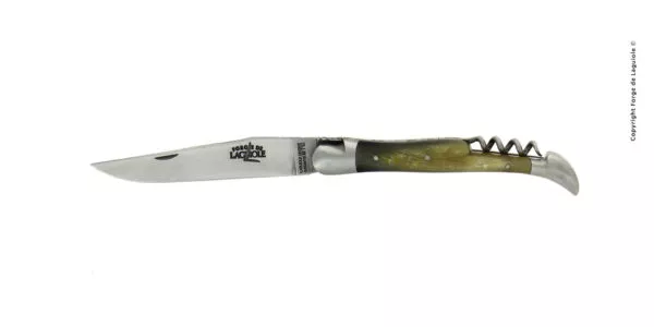 Couteau pliant ciselé main satiné en corne en Aubrac