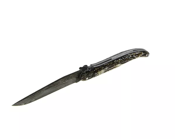 Couteau pliant sur mesure, en os de koudou- Tête de koudou