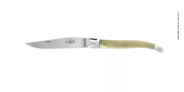 Couteau pliant ressort guilloché édition "Narcisse" manche en corne claire