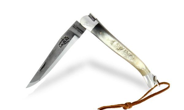 Couteau de Laguiole 11 cm en corne de vache Aubrac brillante, lame brut de forge
